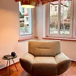 Stadtvilla Zentral 200qm Mit Sauna Und Gym דירה *