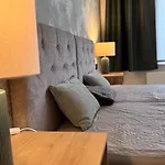 Stadtvilla Zentral 200qm Mit Sauna Und Gym דירה סונדרשאוסן