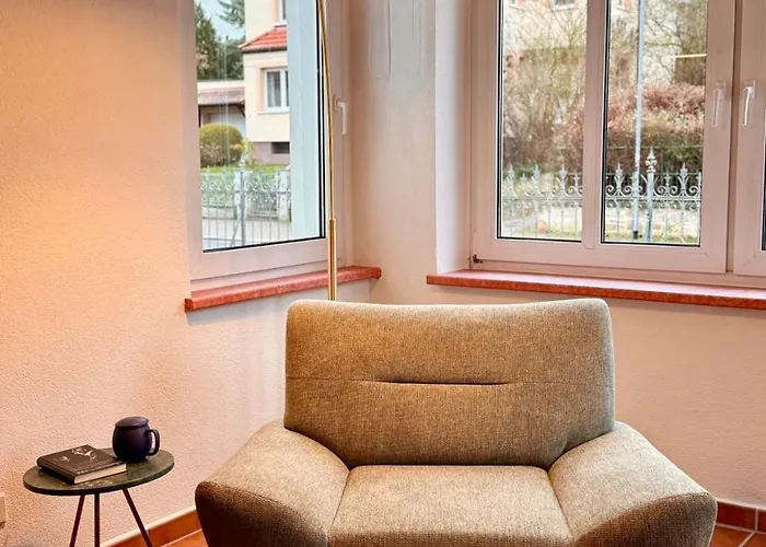 Premium In Zentrumsnaher Stadtvilla Appartement *